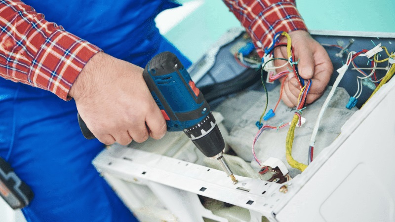 Menemen Toshiba Toshiba çamaşır makinesi kart tamiri – Su almama arızası orijinal parça ile giderildi. - Teknik servis örneği